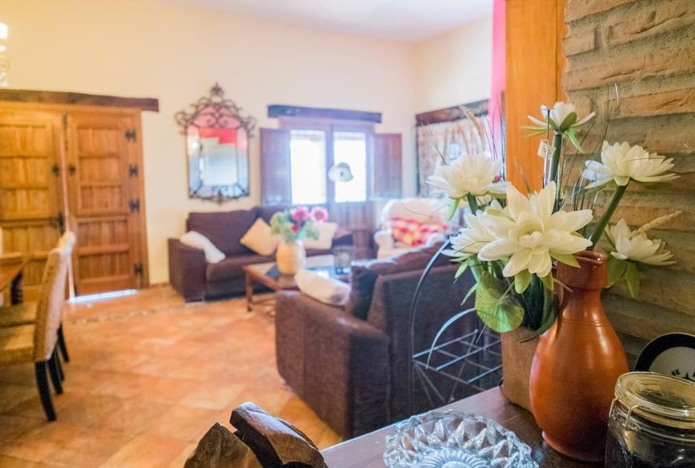 Sayalonga Villa El Pino: With Private Pool מראה חיצוני תמונה